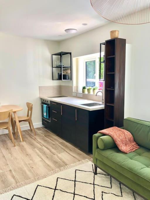 Linden Suite Горинг Экстерьер фото
